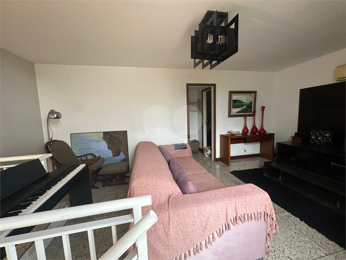 Foto REO1108230