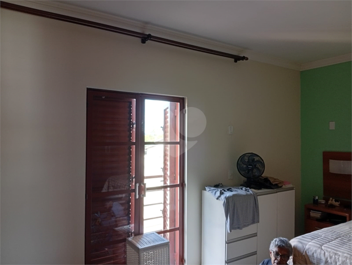 Foto REO1108242