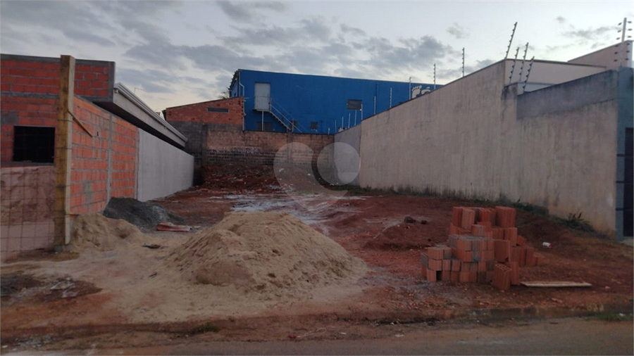 Foto REO1108257