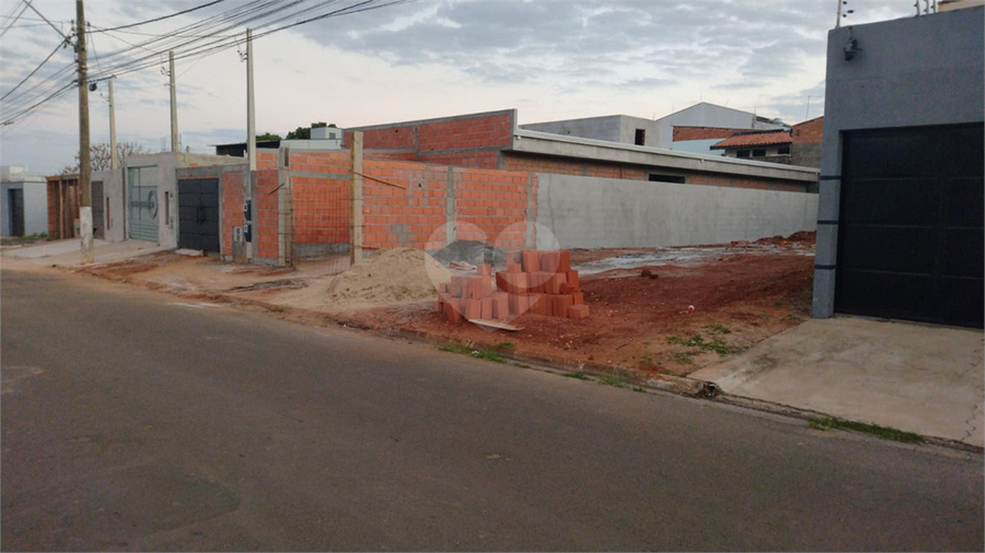 Foto REO1108257