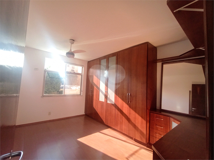 Foto REO1108316