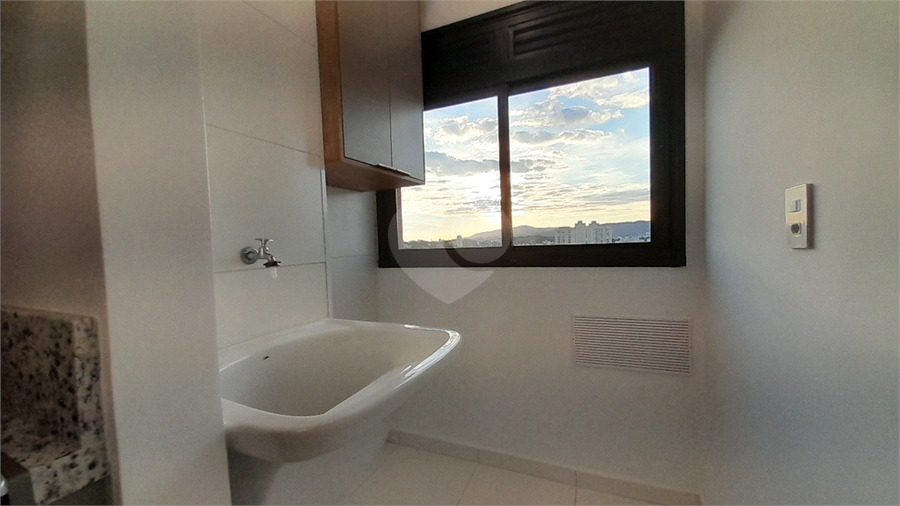 Foto REO1108367