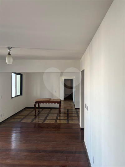 Foto REO1108393