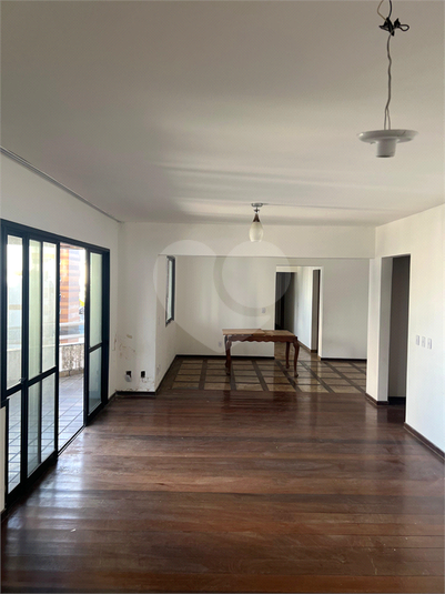 Foto REO1108393
