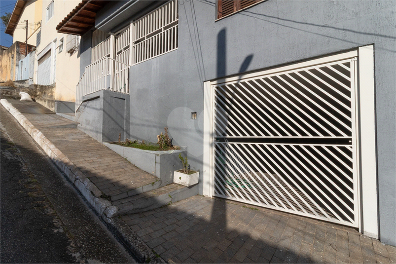 Foto REO1108420