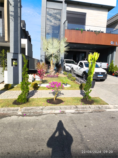 Foto REO1108438