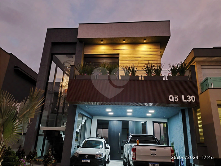 Foto REO1108438