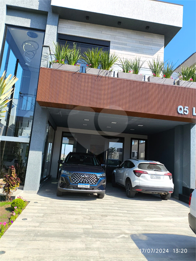 Foto REO1108438
