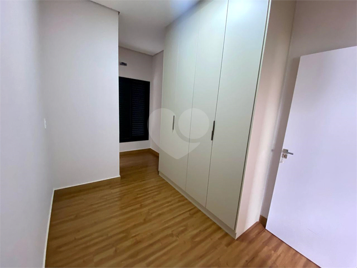 Foto REO1108463