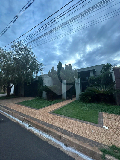 Foto REO1108487