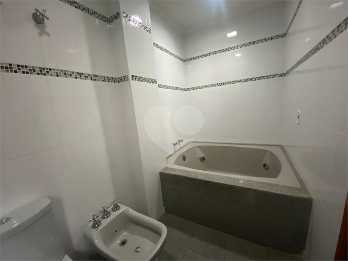 Foto REO1108517
