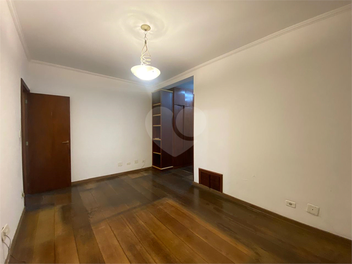 Foto REO1108517