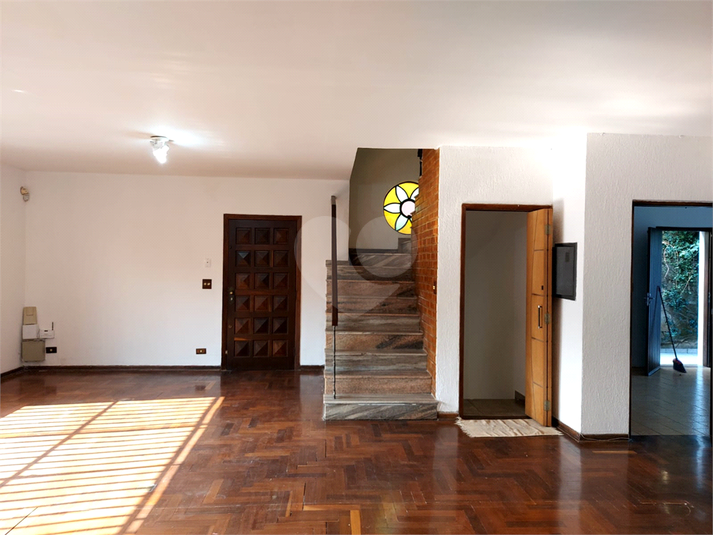 Foto REO1108549