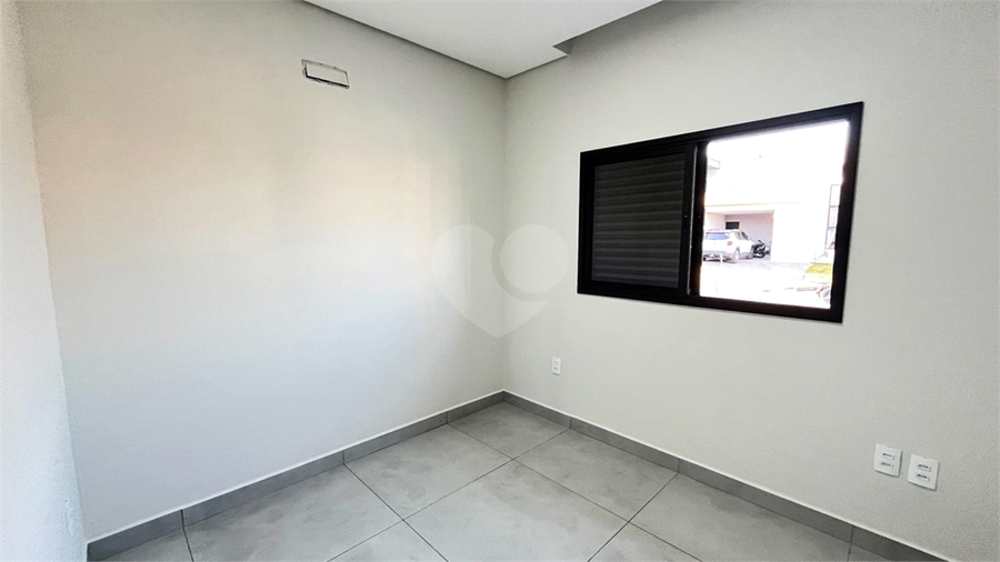 Foto REO1108670