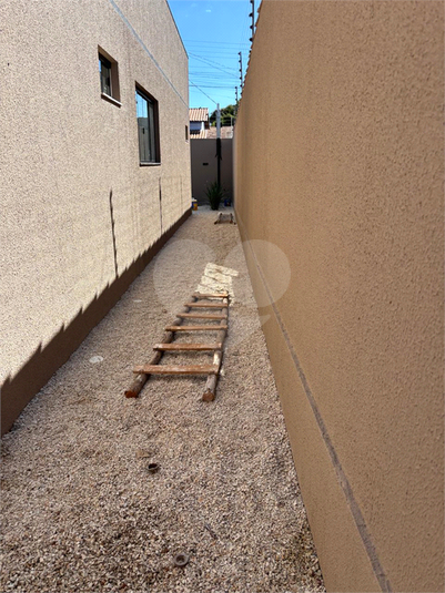Foto REO1108774