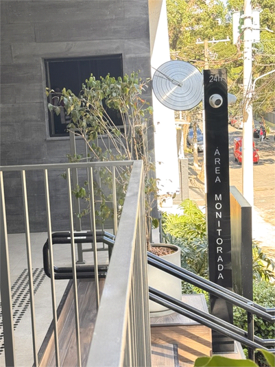 Foto REO1108775