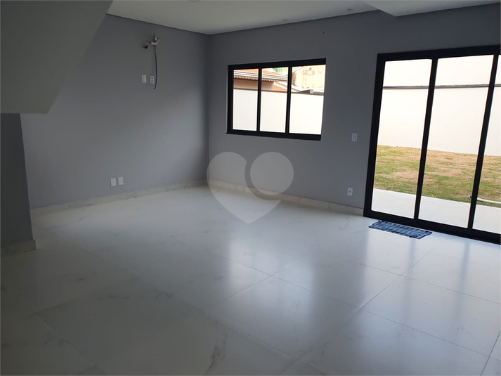 Foto REO1108777