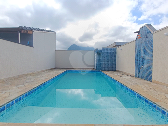 Foto REO1108796