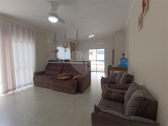 Foto REO1108796