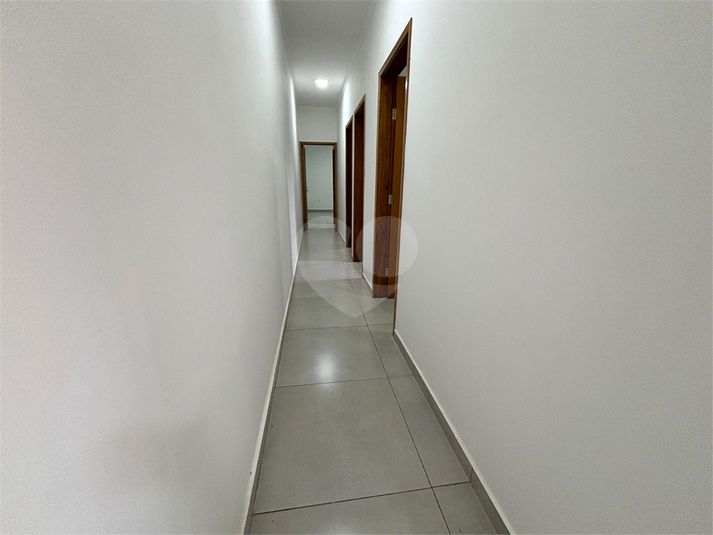 Foto REO1108815