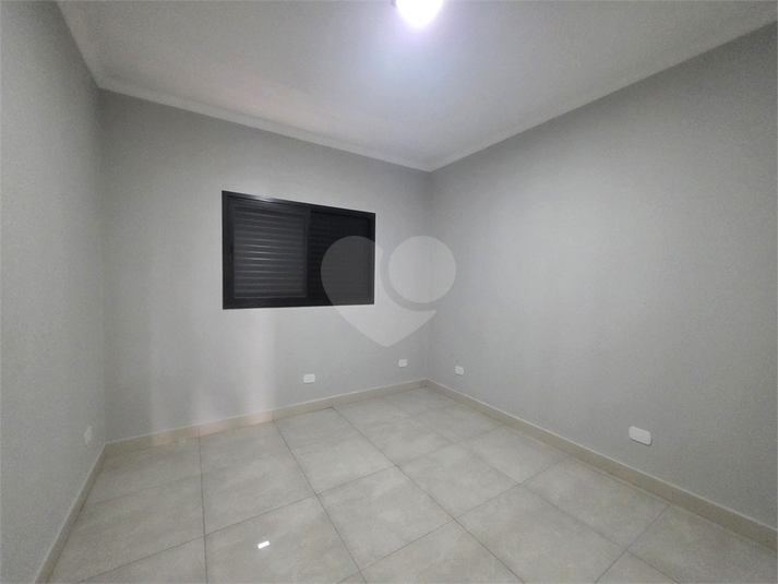 Foto REO1108816