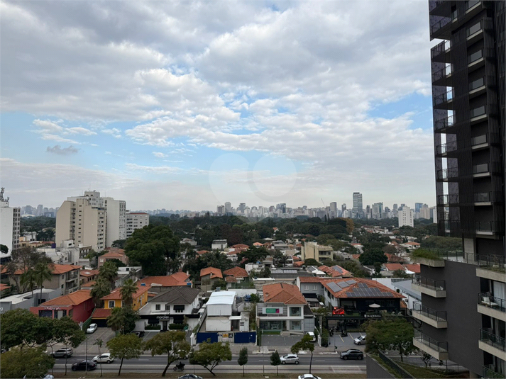 Foto REO1108833