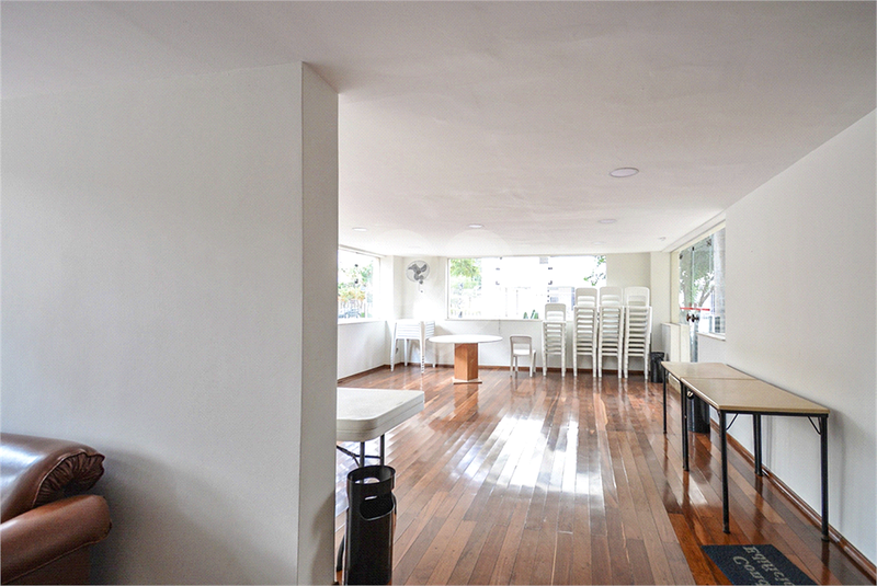 Foto REO1108867