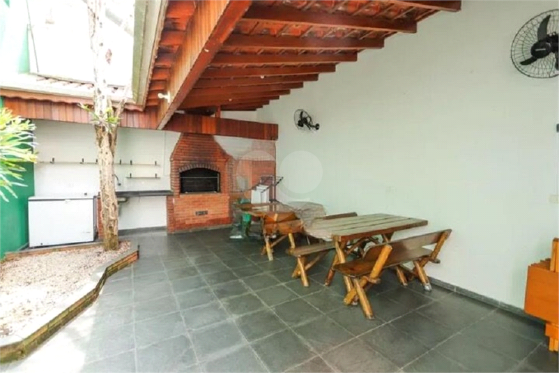 Foto REO1108923
