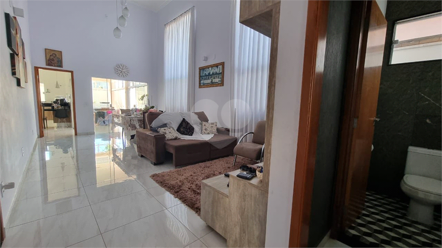 Foto REO1108931