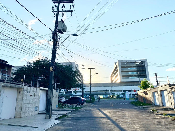 Foto REO1108951