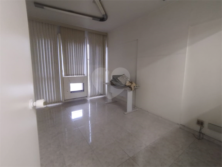 Foto REO1109000