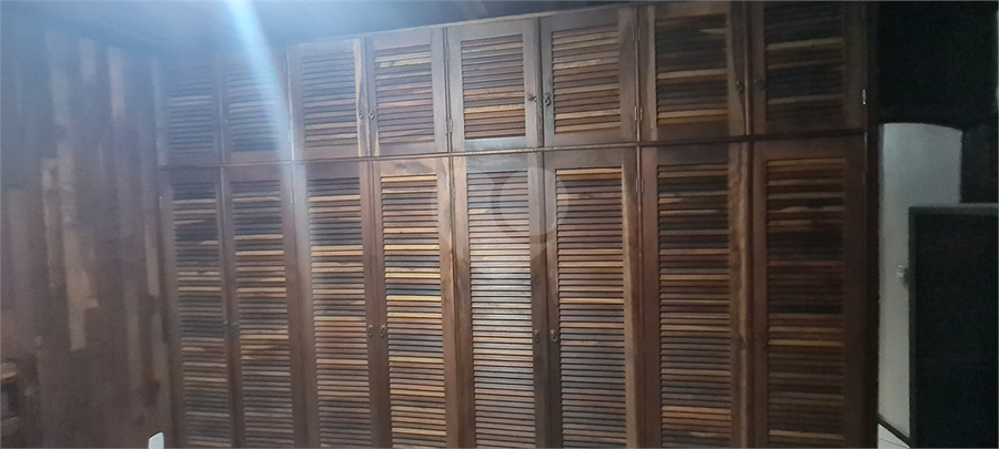 Foto REO1109011