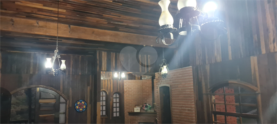 Foto REO1109011