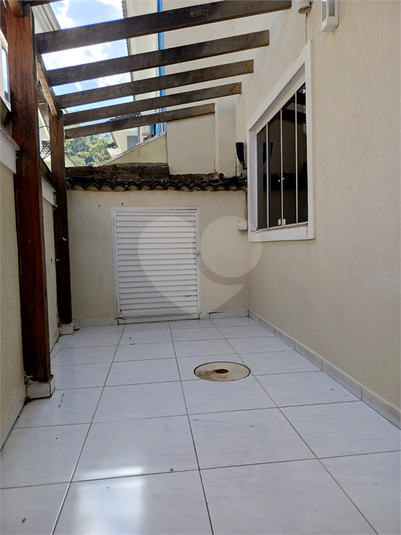 Foto REO1109019