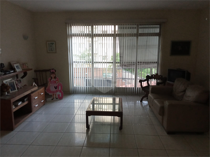 Foto REO1109048