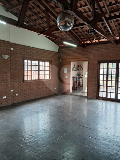 Foto REO1109080