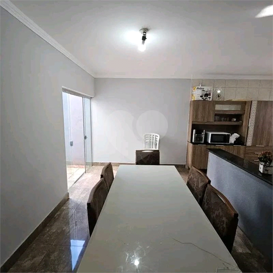 Foto REO1109083