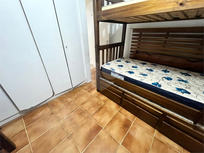 Foto REO1109091