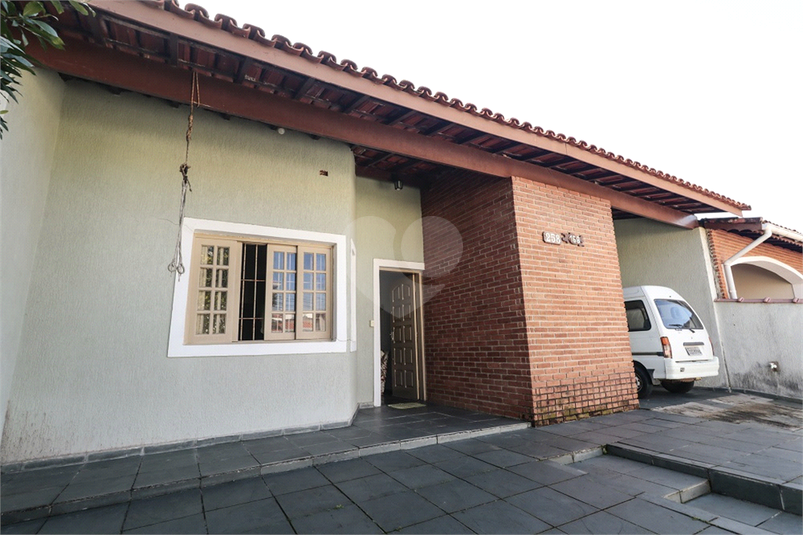 Foto REO1109102
