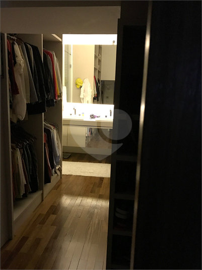 Foto REO1109104