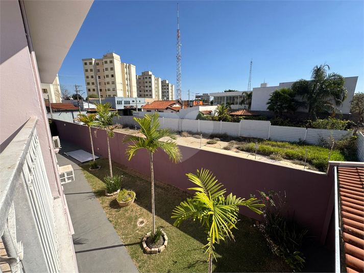 Foto REO1109140