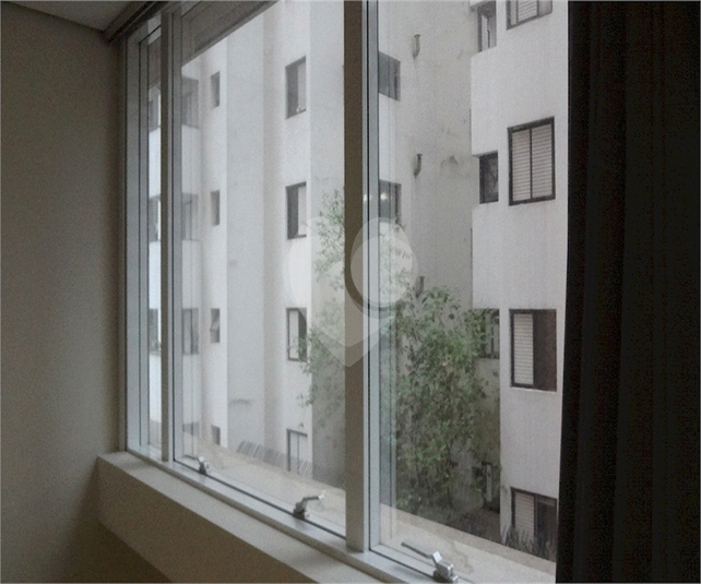 Foto REO1109159