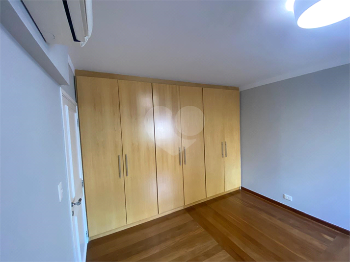 Foto REO1109170