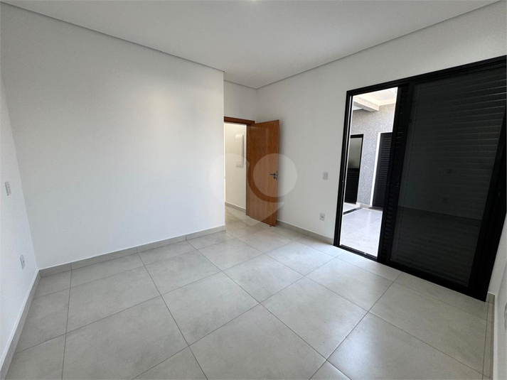 Foto REO1109173