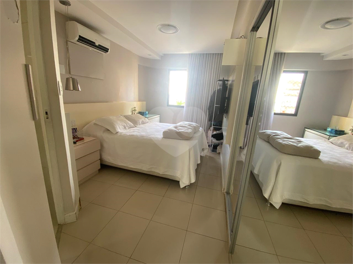 Foto REO1109227