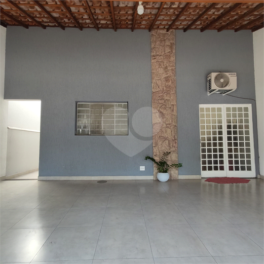 Foto REO1109248