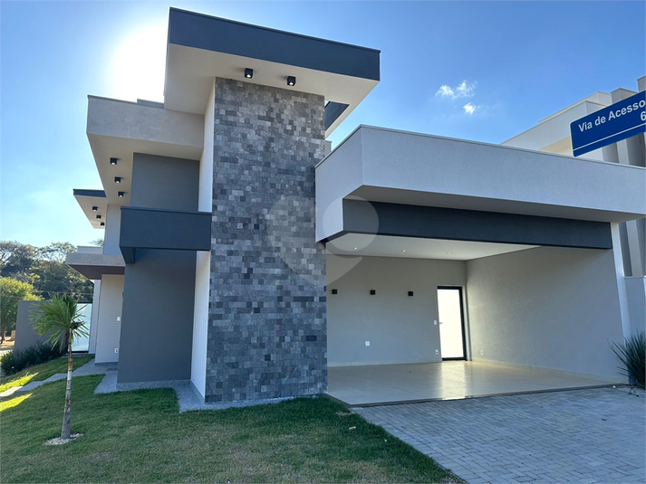 Foto REO1109259