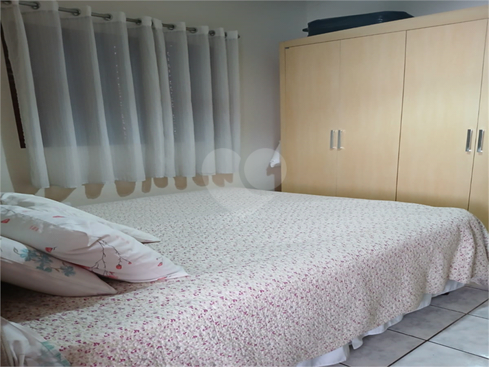 Foto REO1109275