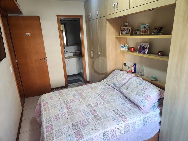Foto REO1109310