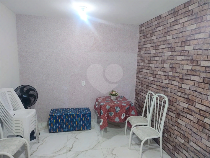 Foto REO1109323